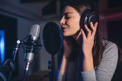singing reels background